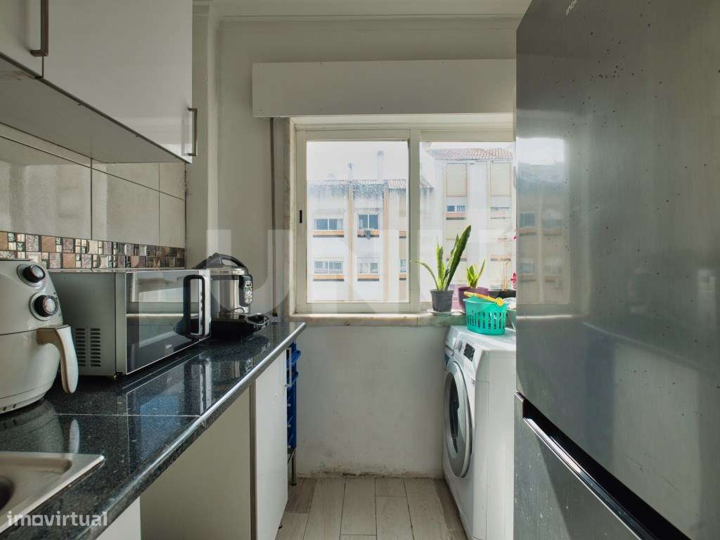 T2 +1 em Linda-a-Velha conforto e localização numa das zona premium... - Grande imagem: 5/25