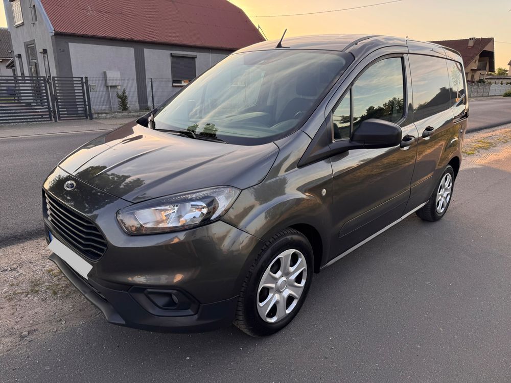 Ford Transit Courier 2020