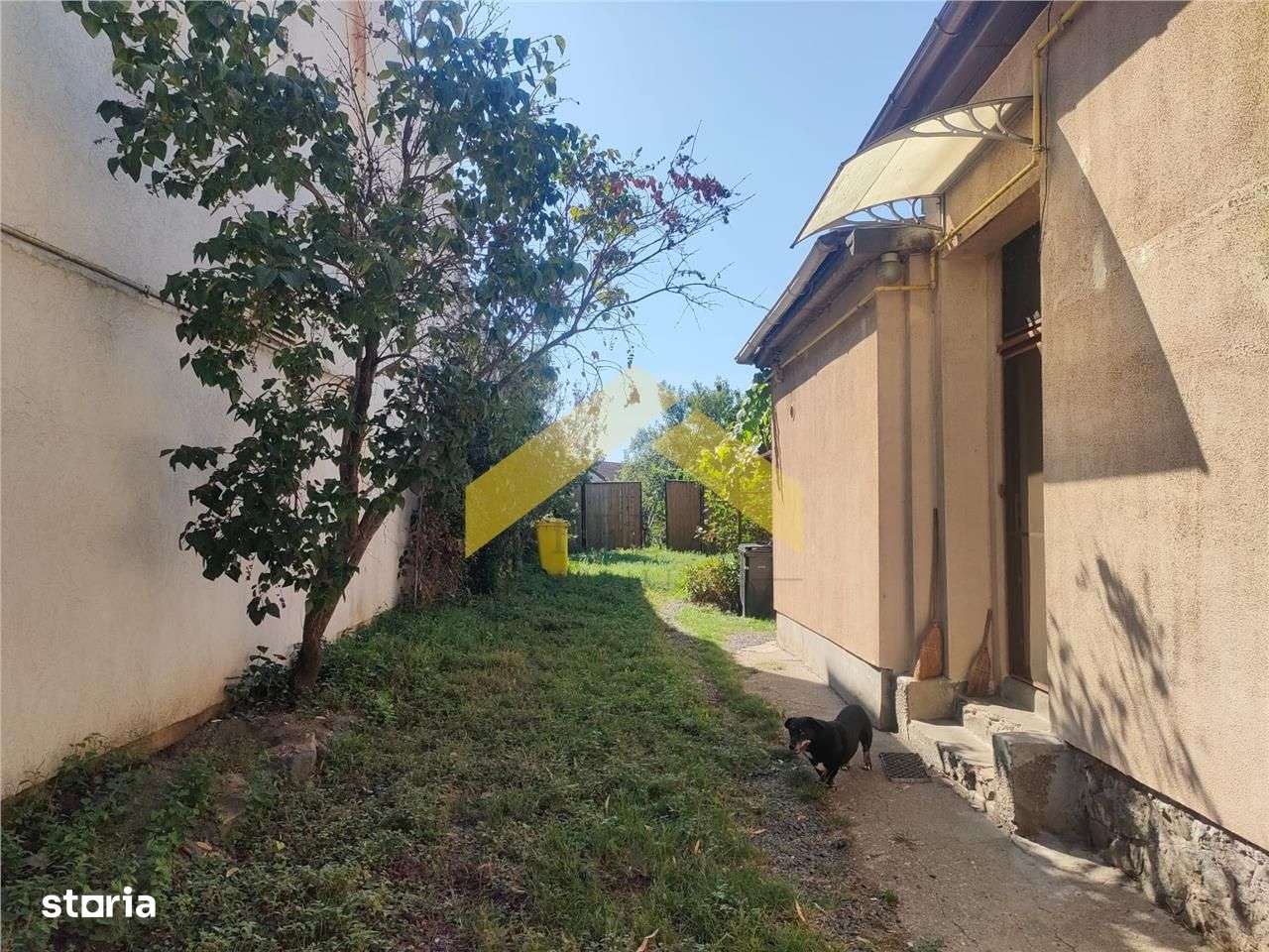 Casa de vanzare in zona Parneava-5