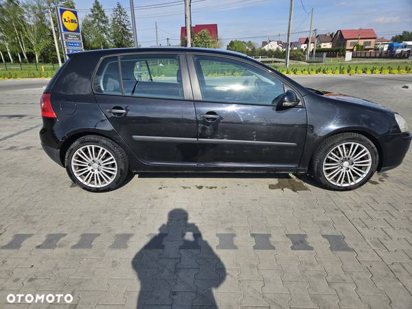 Volkswagen Golf - 8