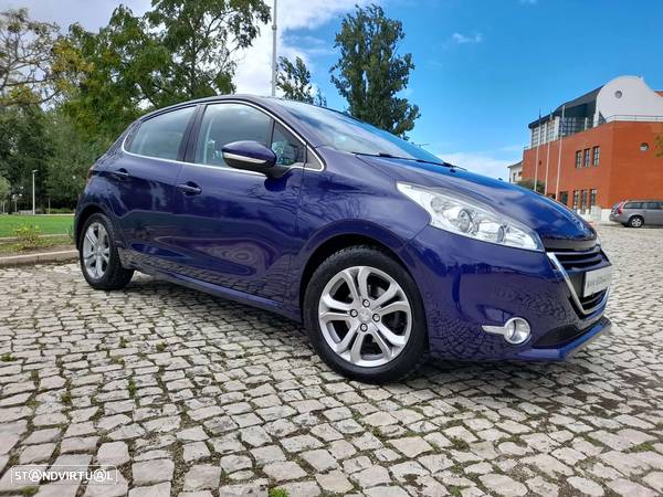 Peugeot 208 1.2 VTi Allure - 6