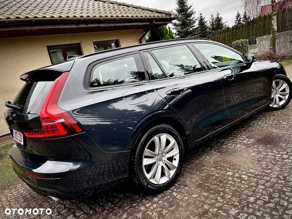 Volvo V60 D3 Momentum - 16