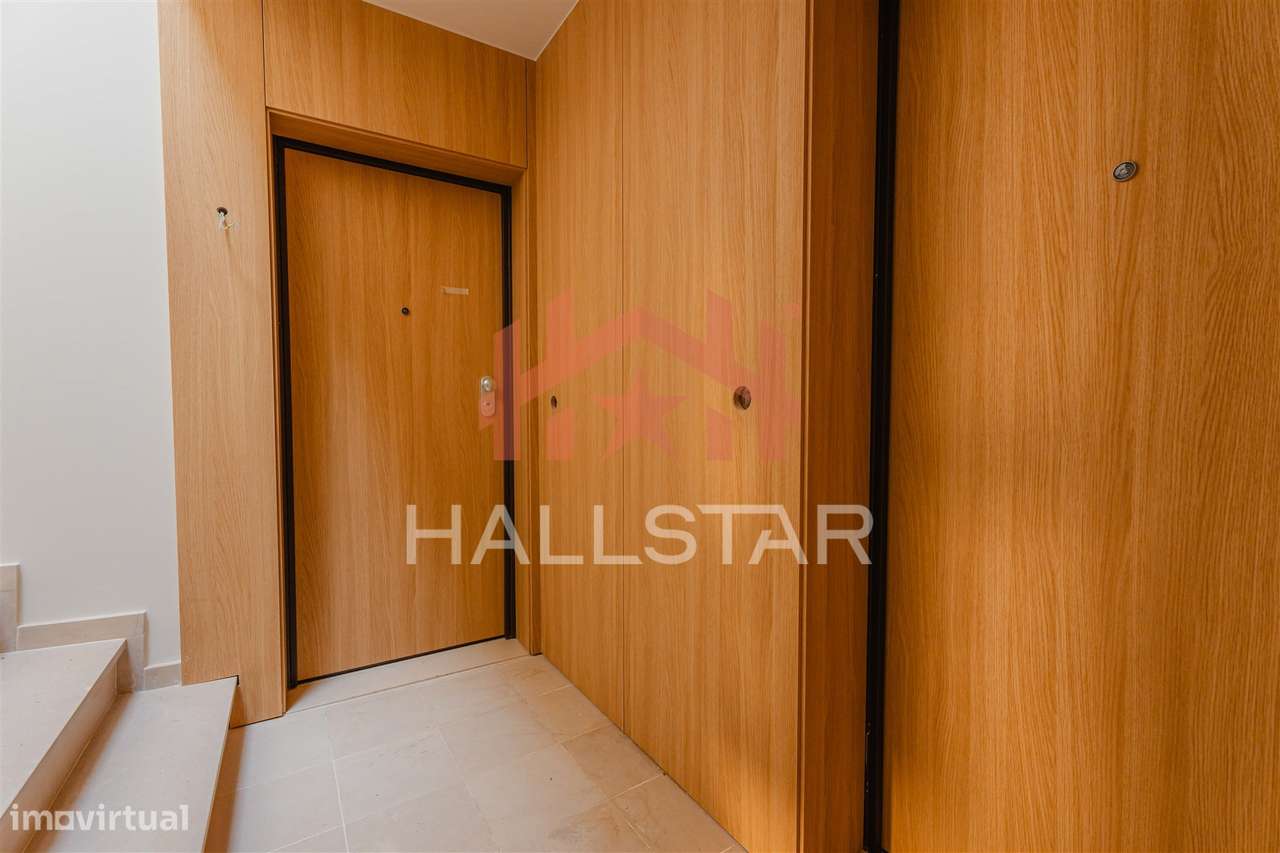 Apartamento T2 Novo / Cozinha Equipada / Vista Castelo de Leiria-28