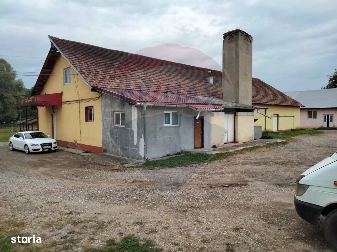 Spatiu comercial central Valea Lunga-Cricov de vanzare 2300 mp teren - Imagine principală: 4/12