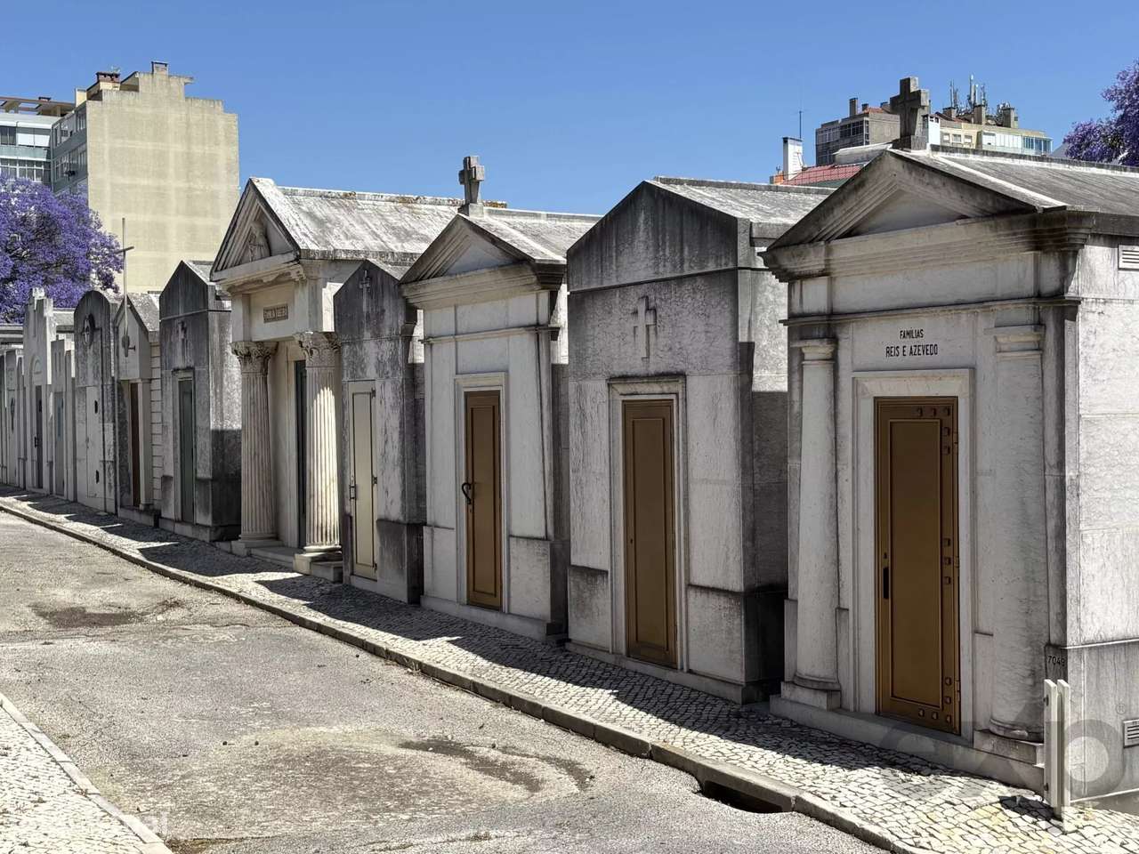 Jazigo à Venda - "Cemitério dos Prazeres - Lisboa-0