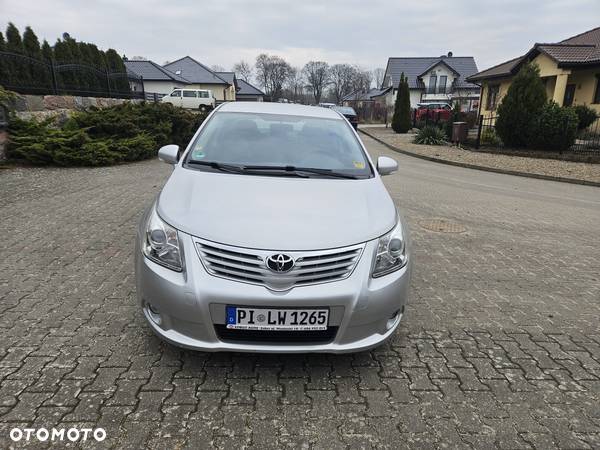 Toyota Avensis 1.8 Comfort - 7