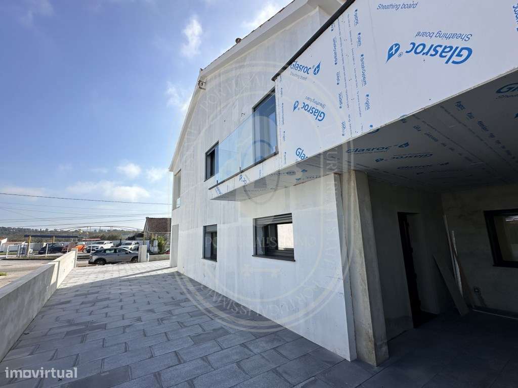 Elegante Moradia Contemporânea T4 - Conforto, Luz e Eficiência Ener...-41