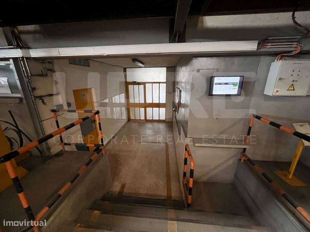 Armazém c/ pontes rolantes| VENDE | VN Gaia (Grijó)-14