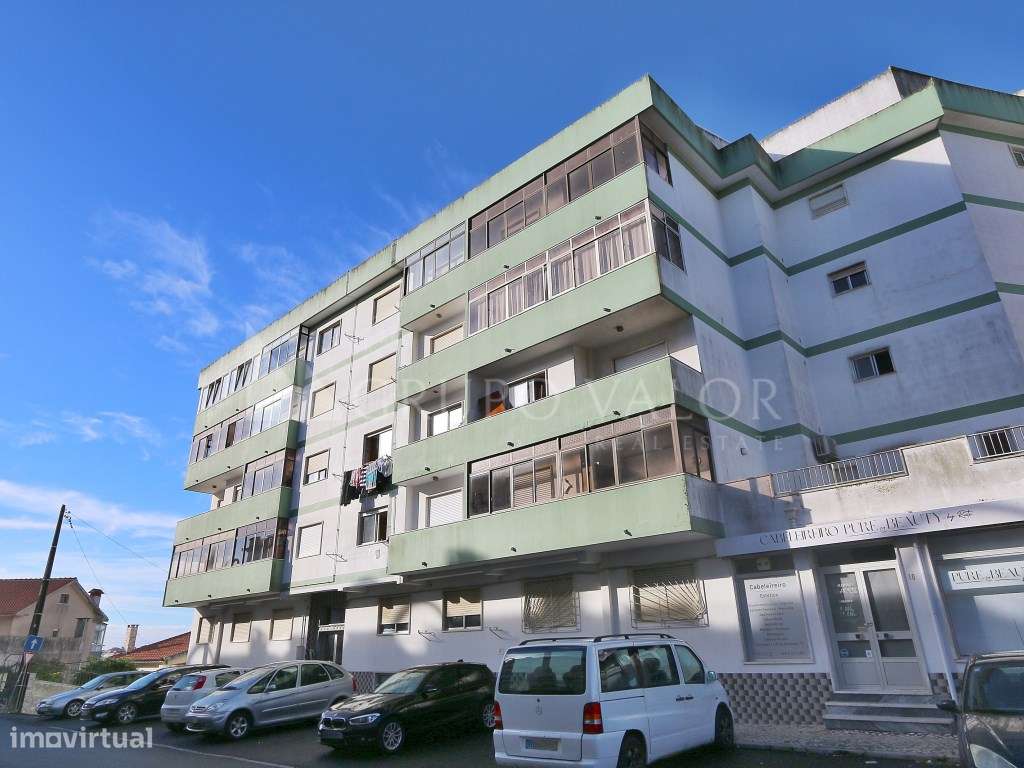Apartamento T2 com Arrecadação, Algueirão Mem Martins-22