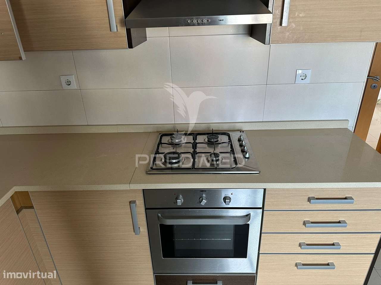 Apartamento T2 em Castelo Branco - Grande imagem: 2/23