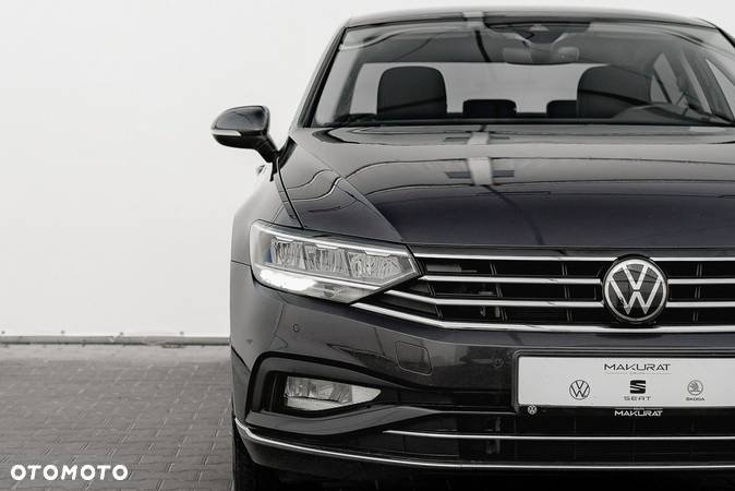 Volkswagen Passat 2.0 TDI Elegance DSG - 8