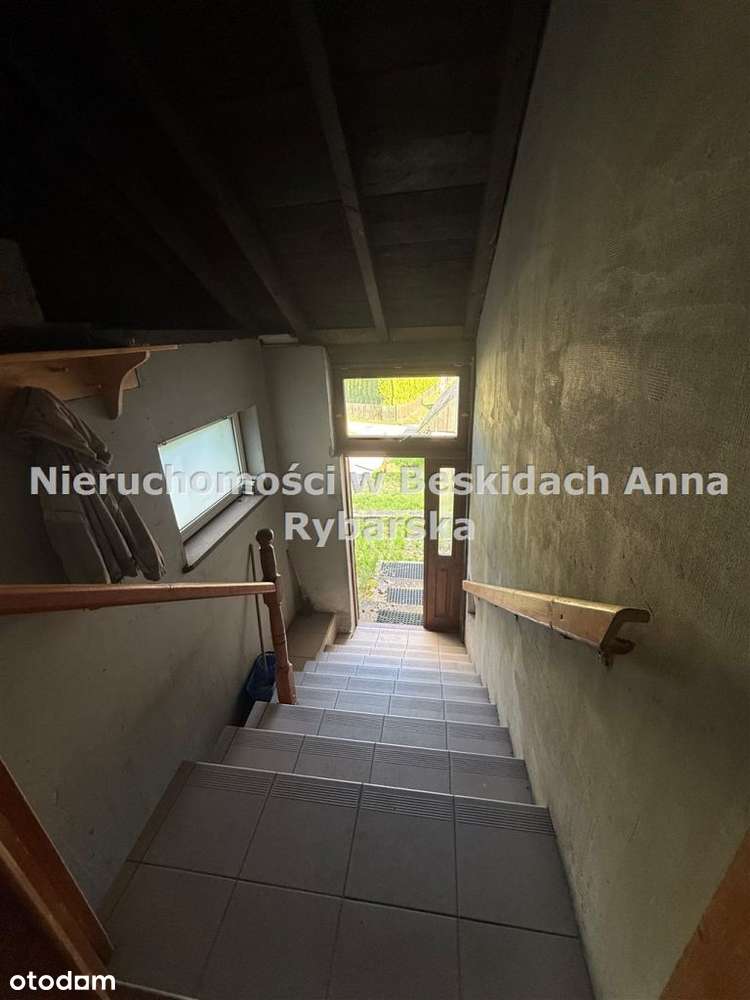 Dom jednorodzinny w Nieledwi .-9