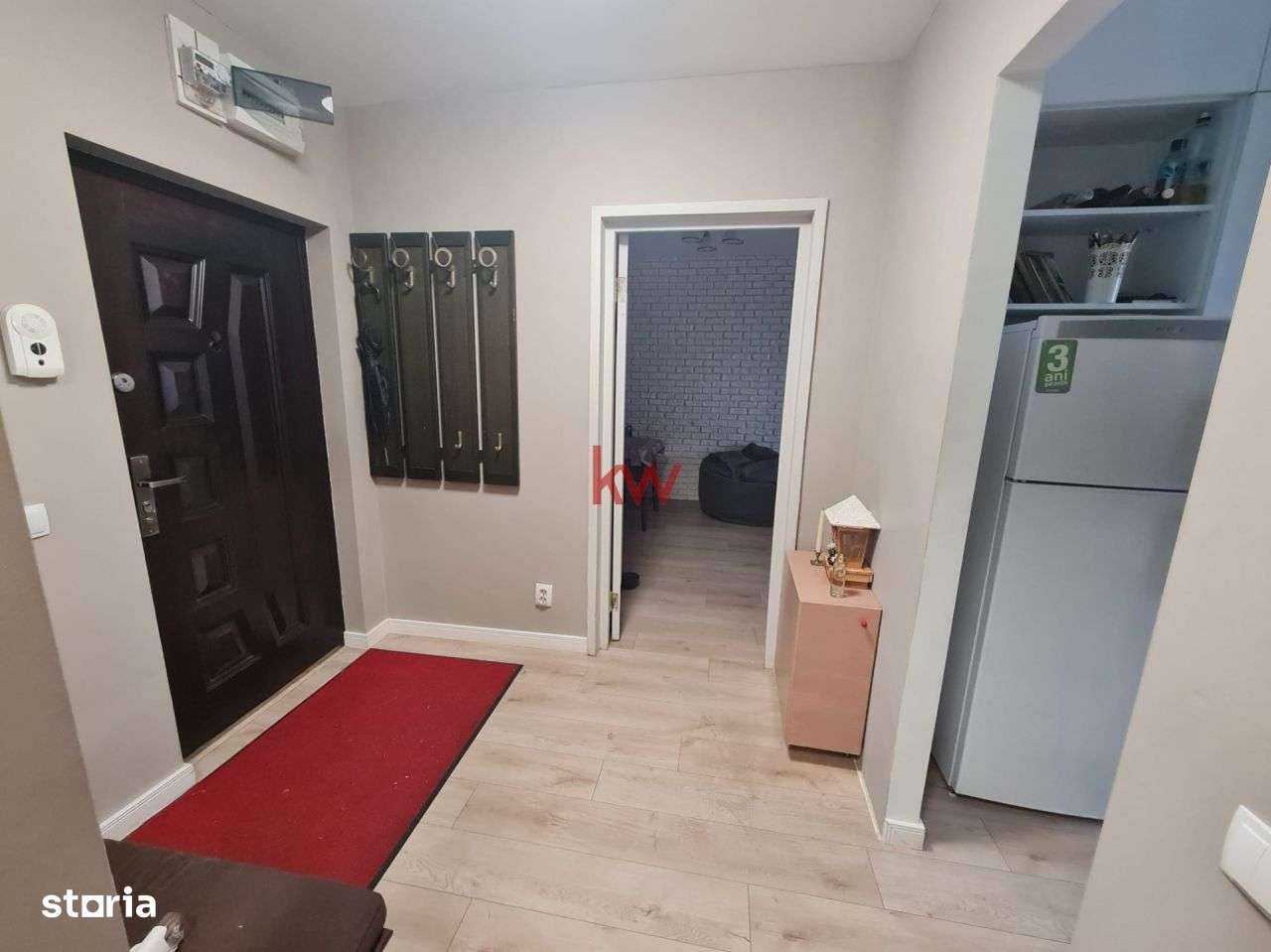 Apartament cu 2 camere decomandate in Podu Ros,  vizavi de Palas, COMI-9