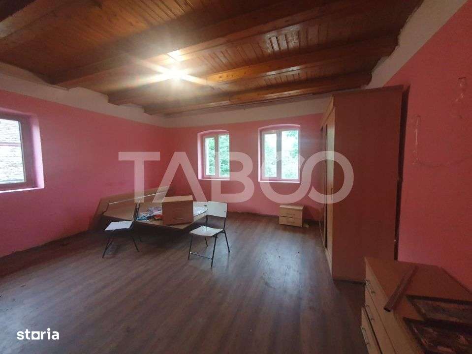 Casa de vanzare in Grid 87 mp utili + anexe beci si sura - Imagine principală: 3/5