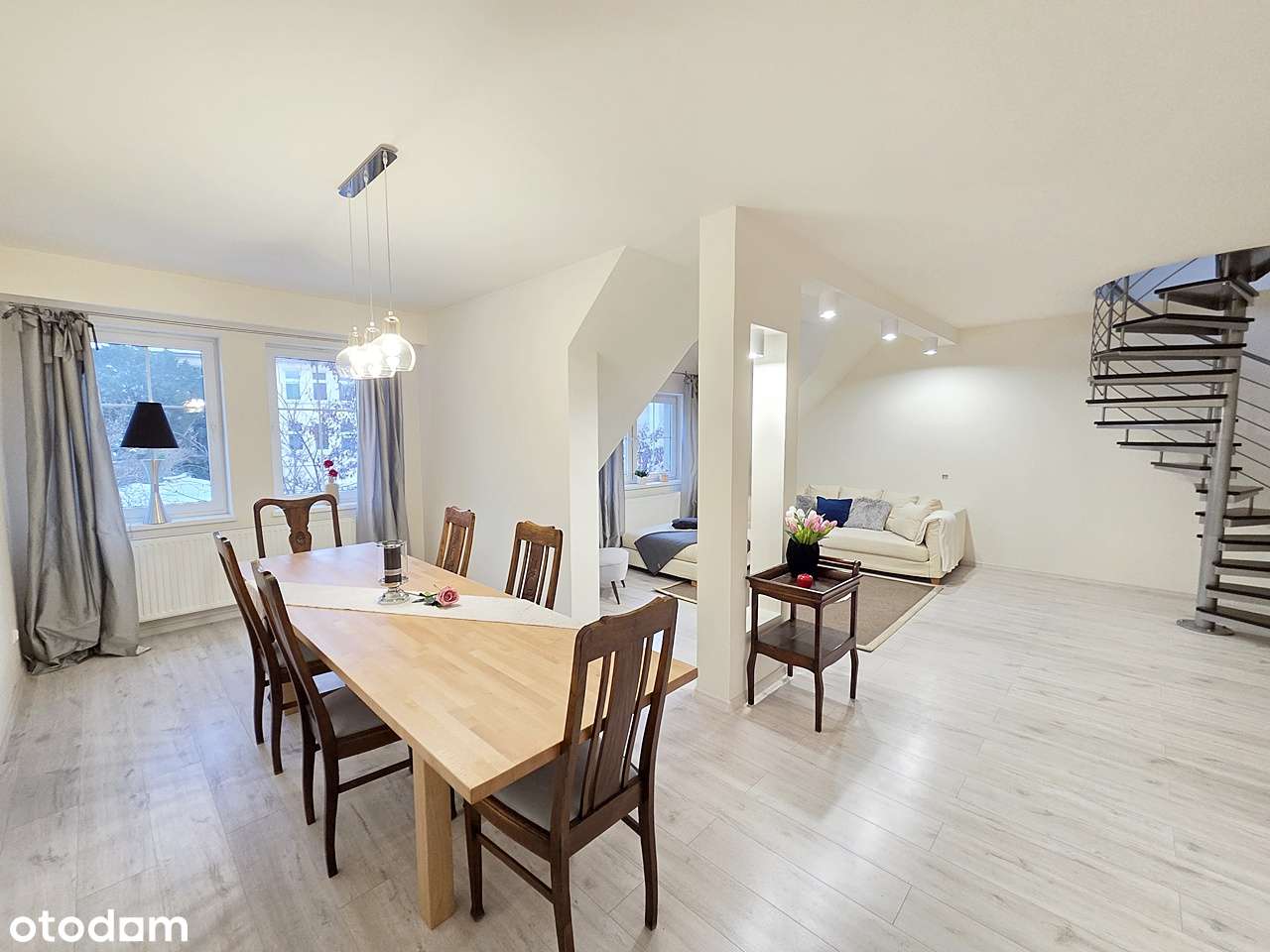 2-poziomowy apartament przy Jeziornej-4