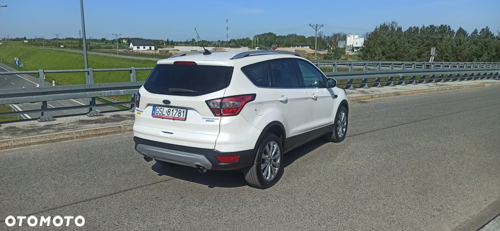 Ford Escape 2.0 EcoBoost AWD Titanium - 6