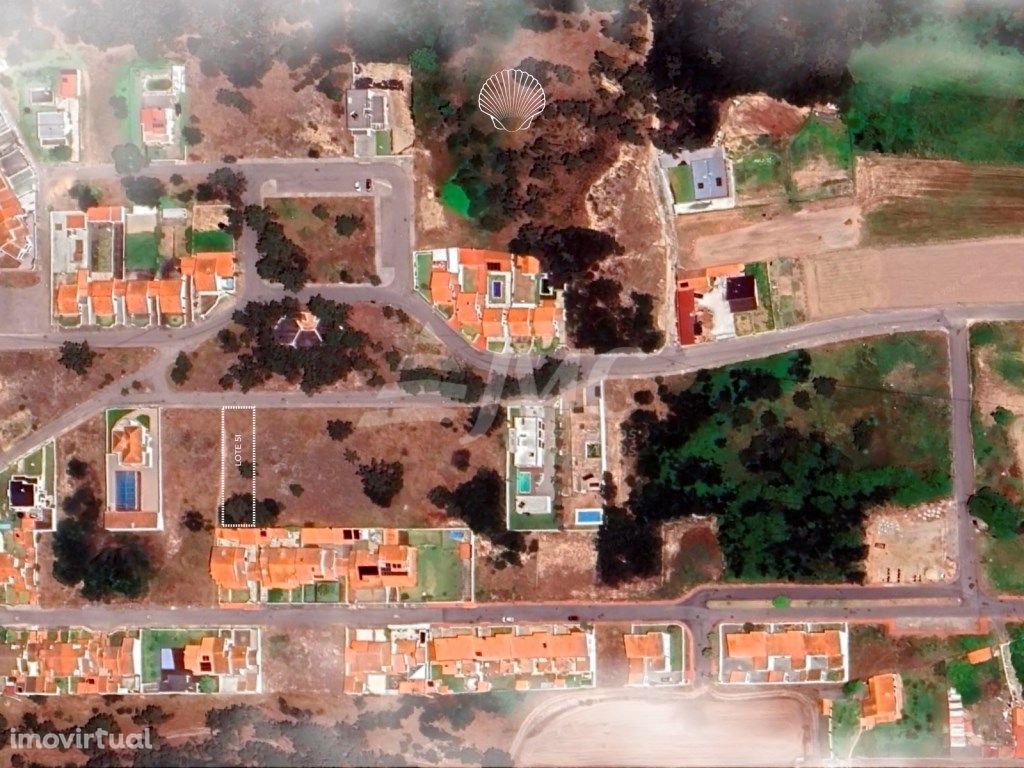 Terreno a 500mts da praia em zona tra...