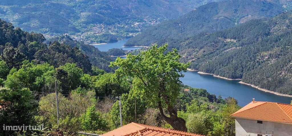 Terreno c/ projeto aprovado - Louredo-1