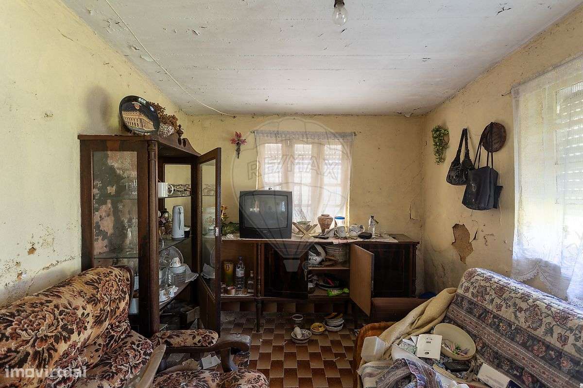 Moradia T4 para venda-18