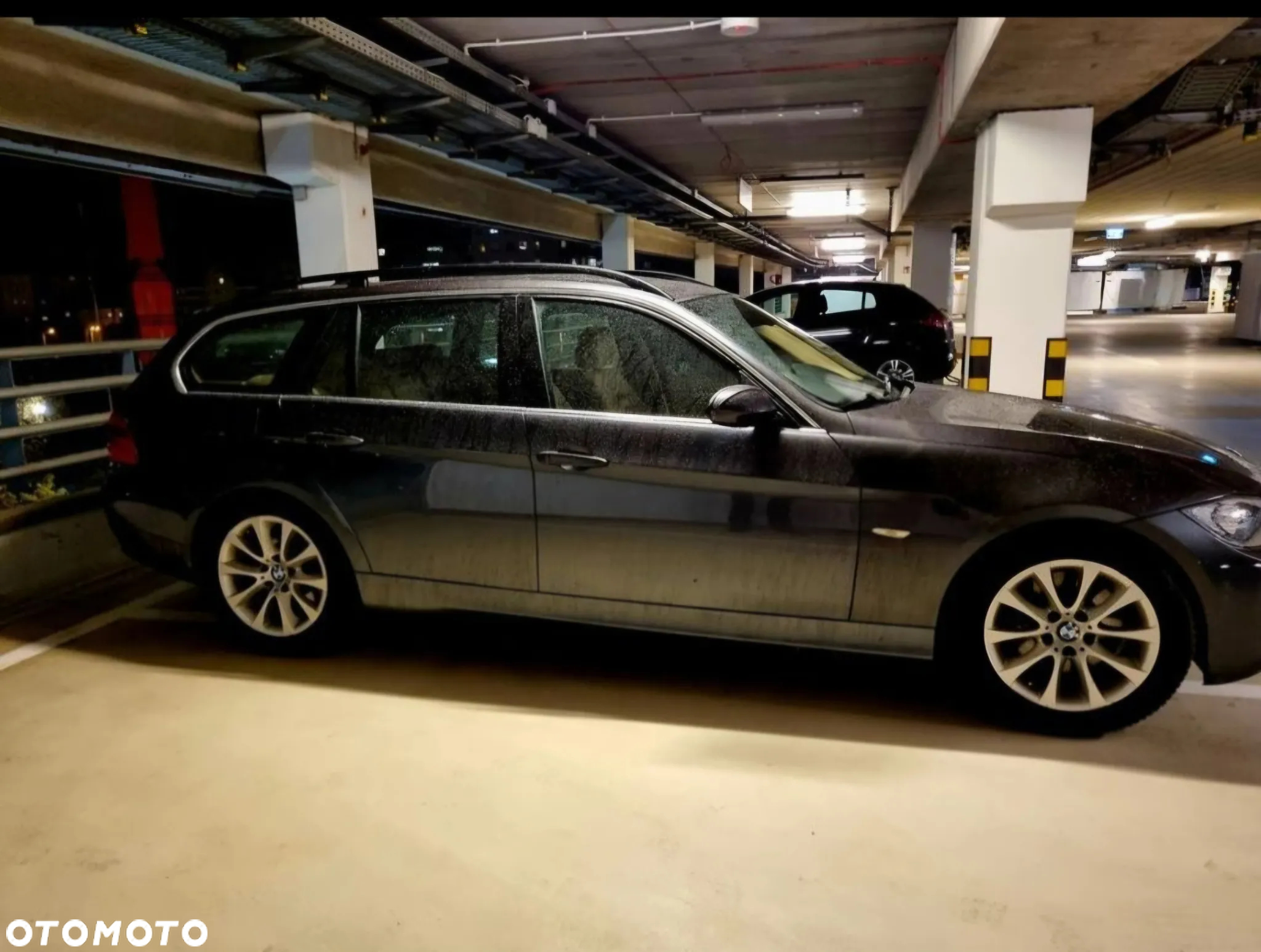BMW Seria 3 325xi - 4