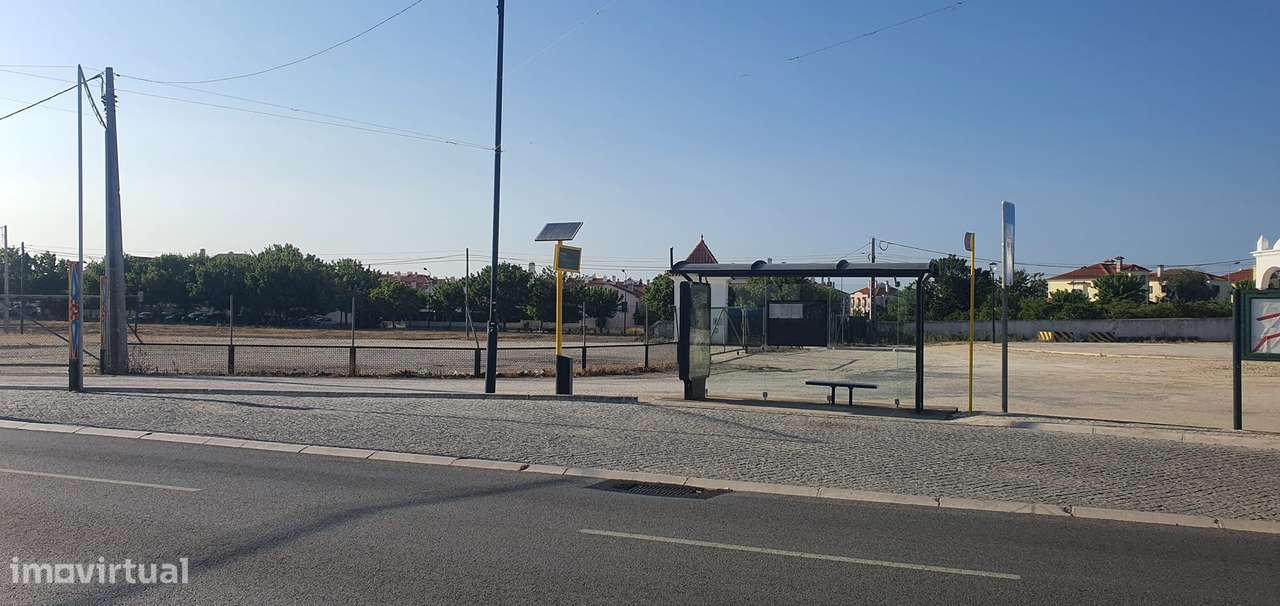 Excelente Andar de Moradia (Rés do Chão) Logrador com Churrasqueira - Grande imagem: 5/13