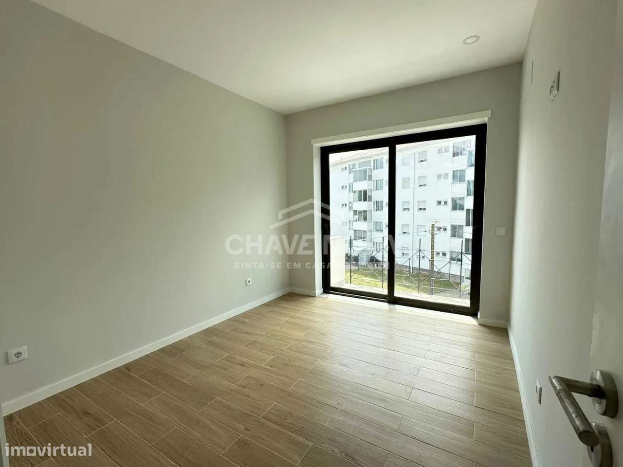 Apartamento T3 na Foz totalmente renovado - Grande imagem: 4/12