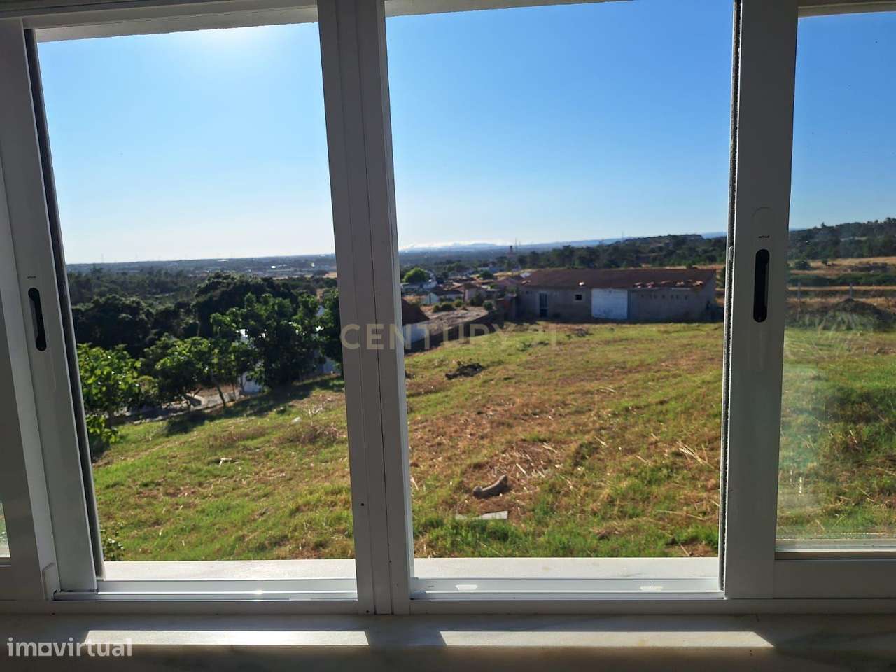 Moradia T3 com 99 m² e terreno de 4.179 m² em Covas de Coina-13