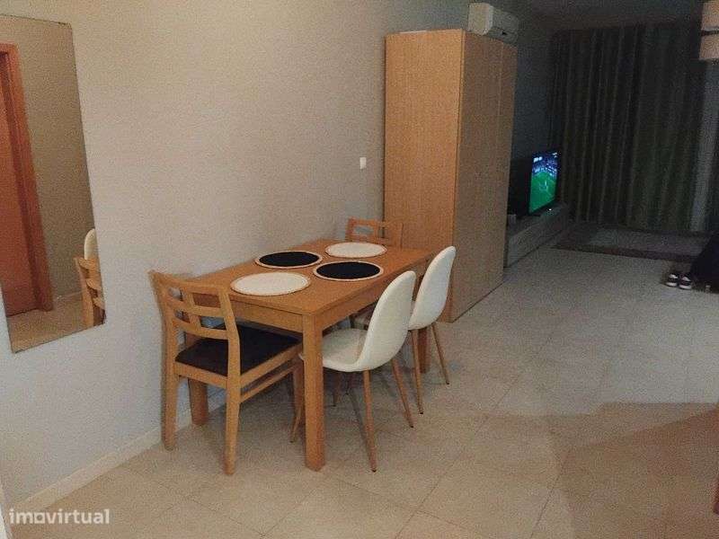 Apartamento t0 mobilado e equipado palmela village com piscina - Grande imagem: 5/12