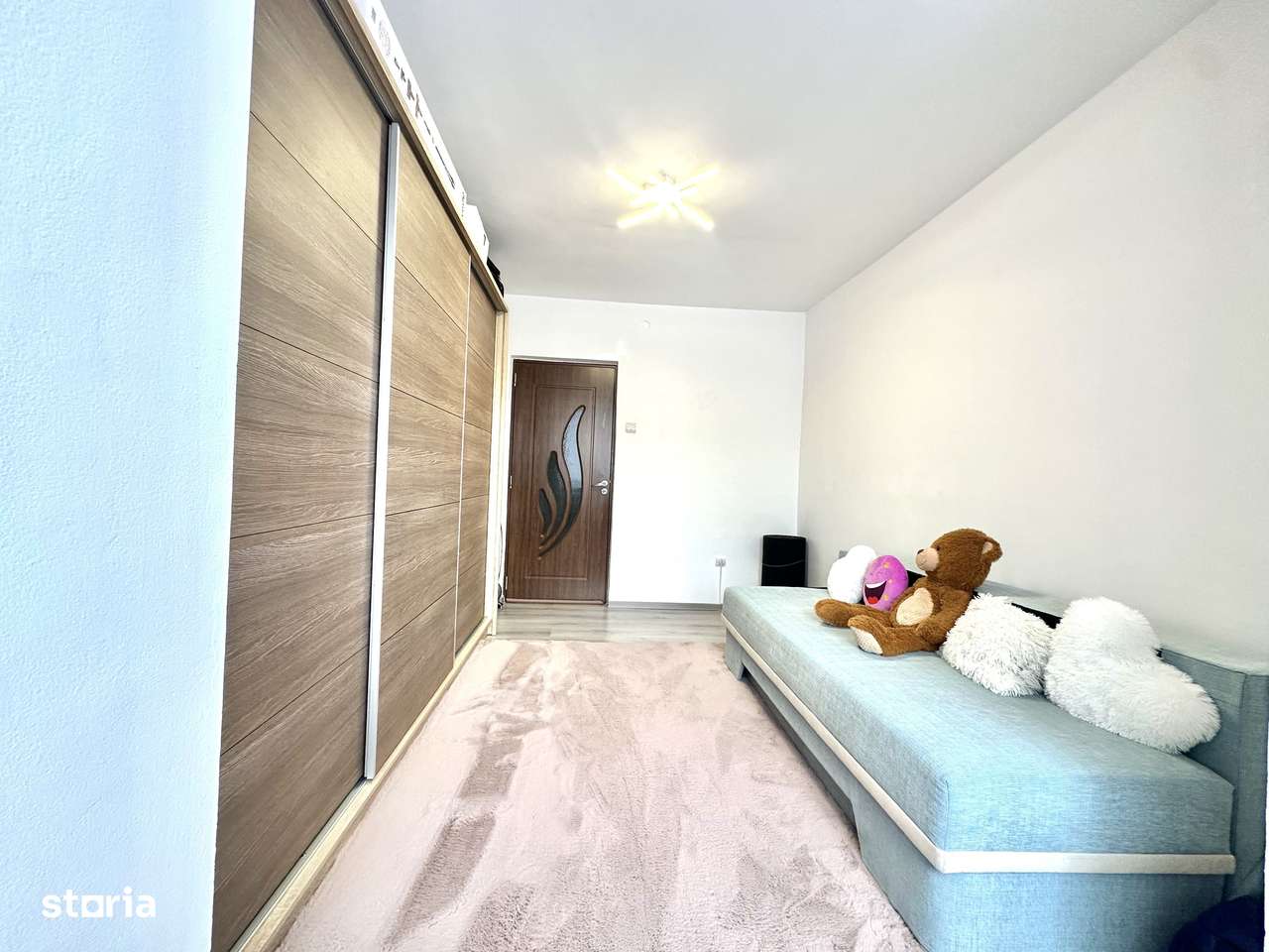 Vânzare apartament 3 camere mobilat,  parcare inclusă , Cartier Noua-7