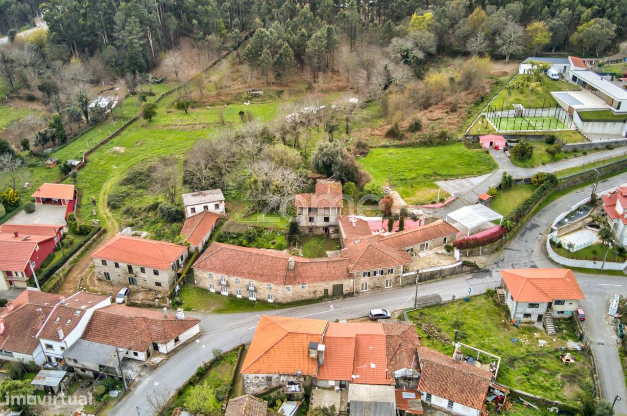 Moradia Tradicional na Portela de Cabras em Vila Verde - Grande imagem: 5/31