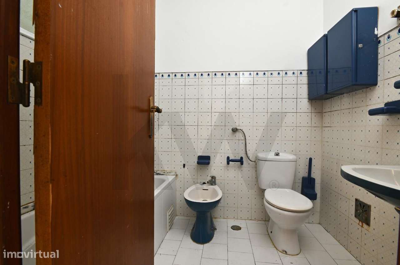 T3 com 2 Varandas no Centro de Carnaxide – Oportunidade a 325.000€ - Grande imagem: 5/20