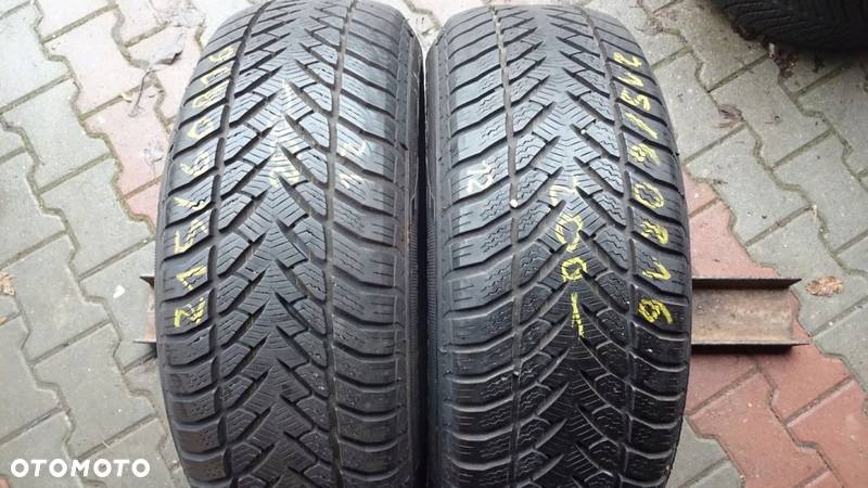 Opony zimowe 215/60R16 Goodyear Eagle Ultra Grip - 1