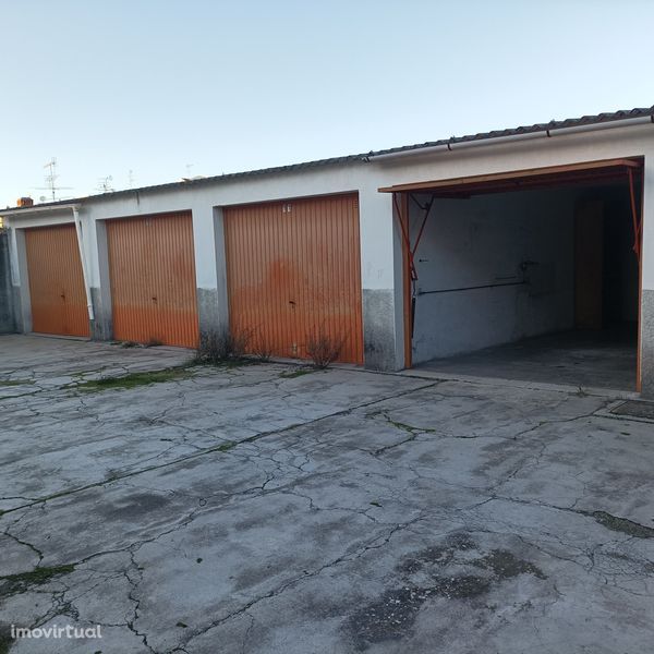 Garagem exterior