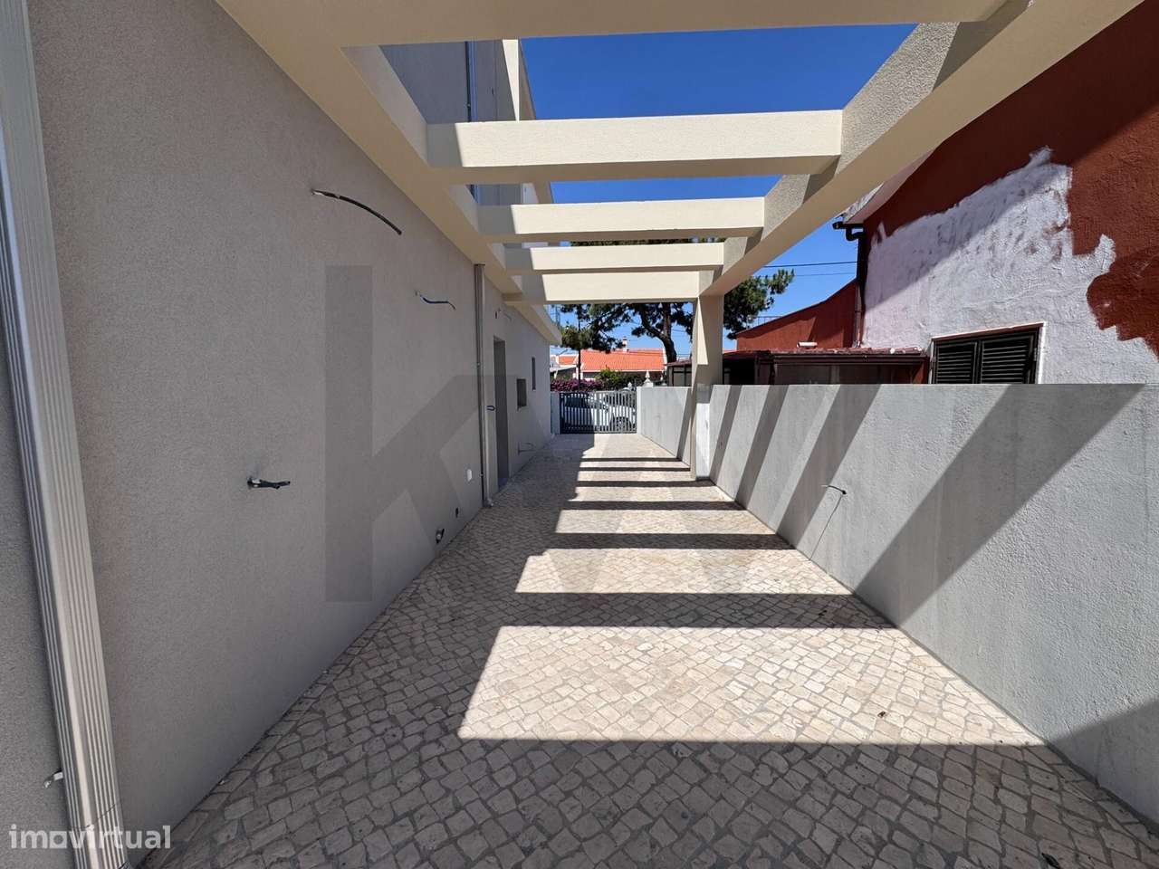 Moradia Geminada T3 com 2 suites, centro Fernão Ferro-27