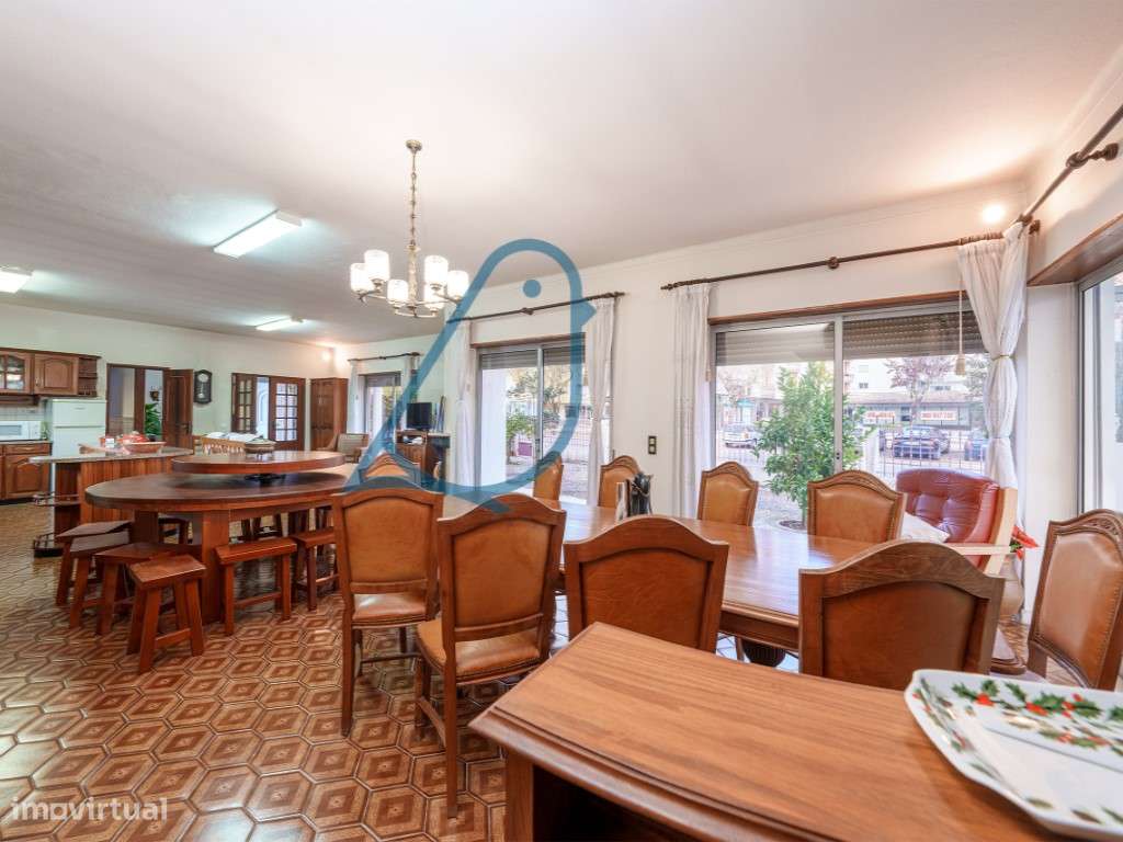 Moradia T5 / Excelente negócio / Fátima - Grande imagem: 4/44