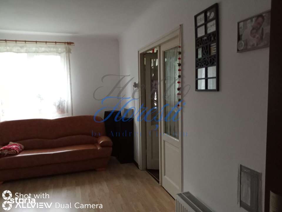 Apartament 3 camere 50 mp in Cluj zona Grigorescu - Imagine principală: 5/10