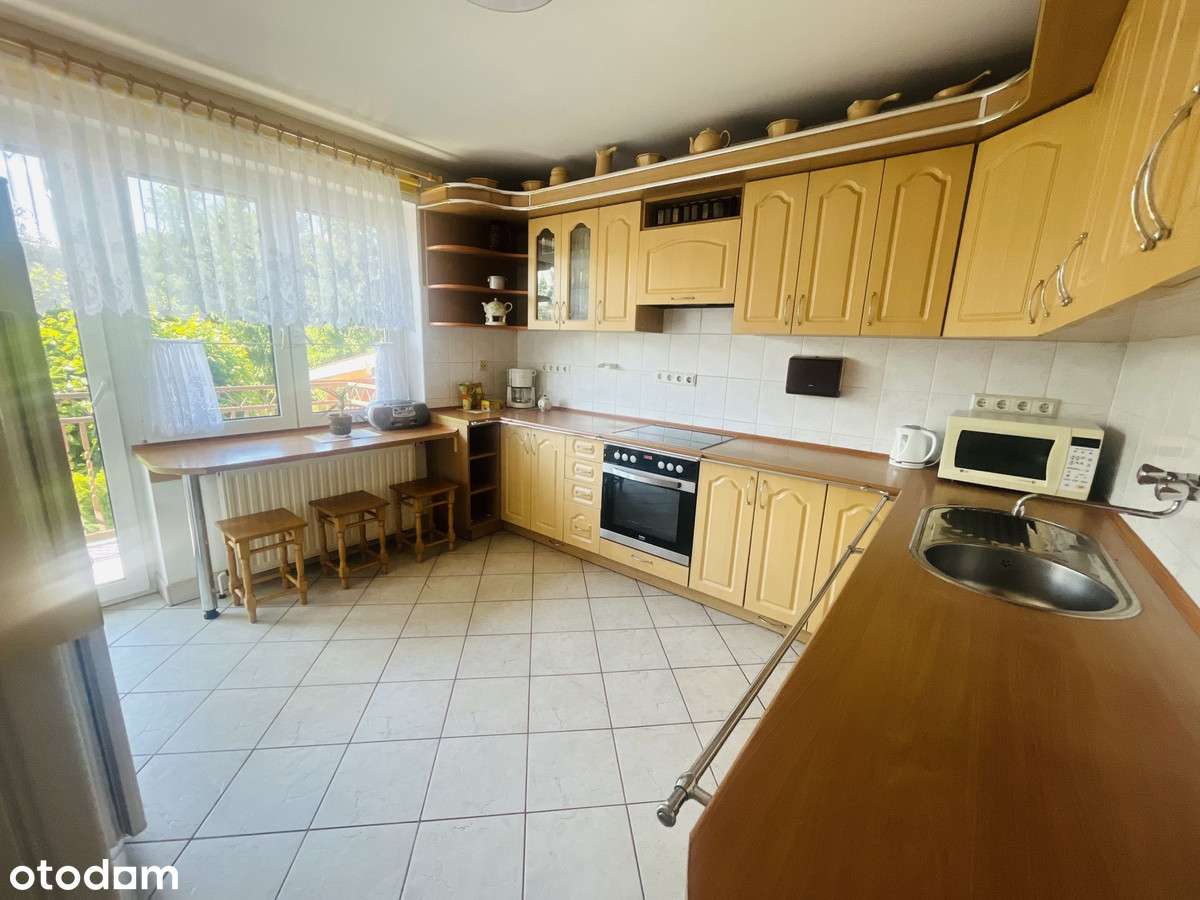 Dom 208,56m2+budynek gospodarczy 130,6m2; działka 1802m2; Zambrów-3