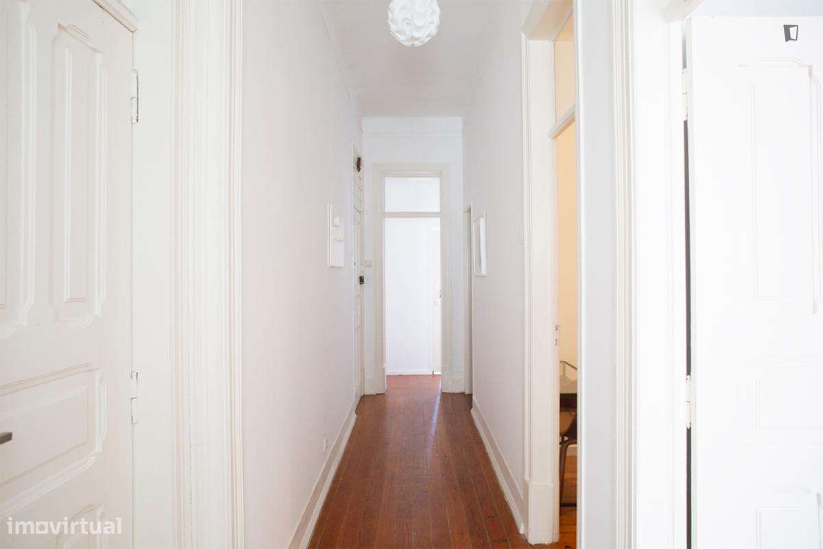 Quarto - localizado em Arroios Lisbon - Grande imagem: 2/6