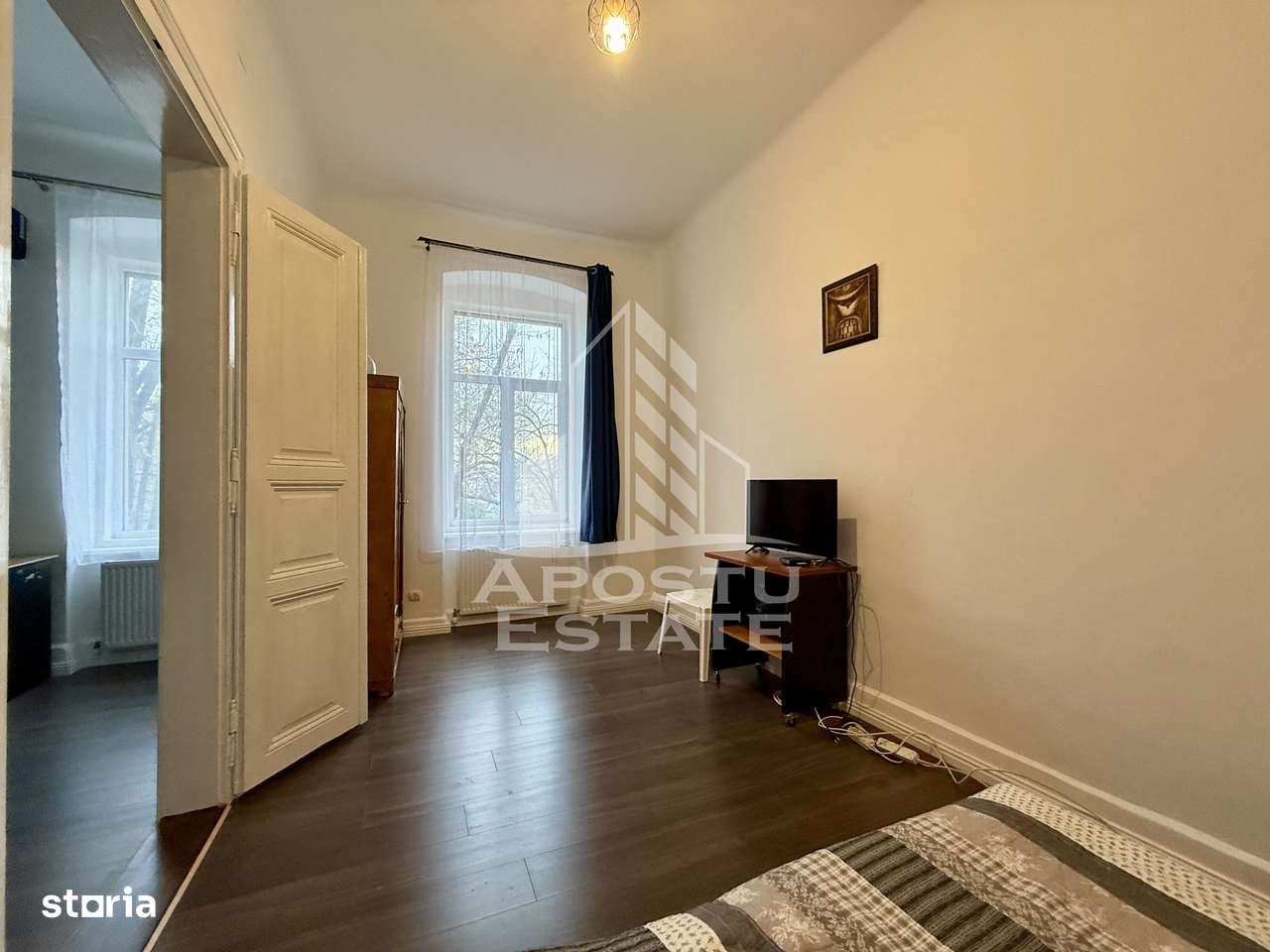 Apartament 3 camere, renovat, vedere la Bega, zona centrala - Imagine principală: 5/13