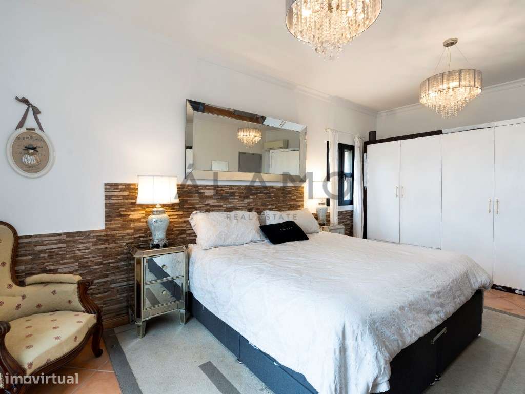 Villa tradicional com piscina em Loulé-39