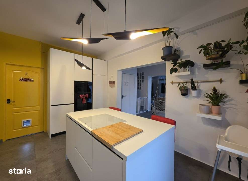 Resedinta Moderna cu Standarde Tehnice Ridicate - Imagine principală: 4/19