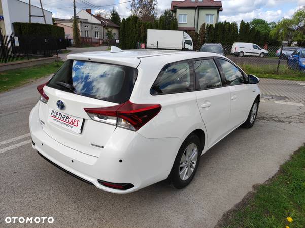 Toyota Auris - 3