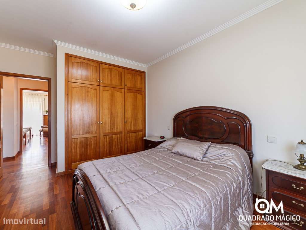 Fantástica Moradia T3 com Jardim, Churrasqueira e Garagem para 2 Ca...-23