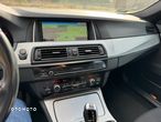 BMW Seria 5 520d xDrive - 12