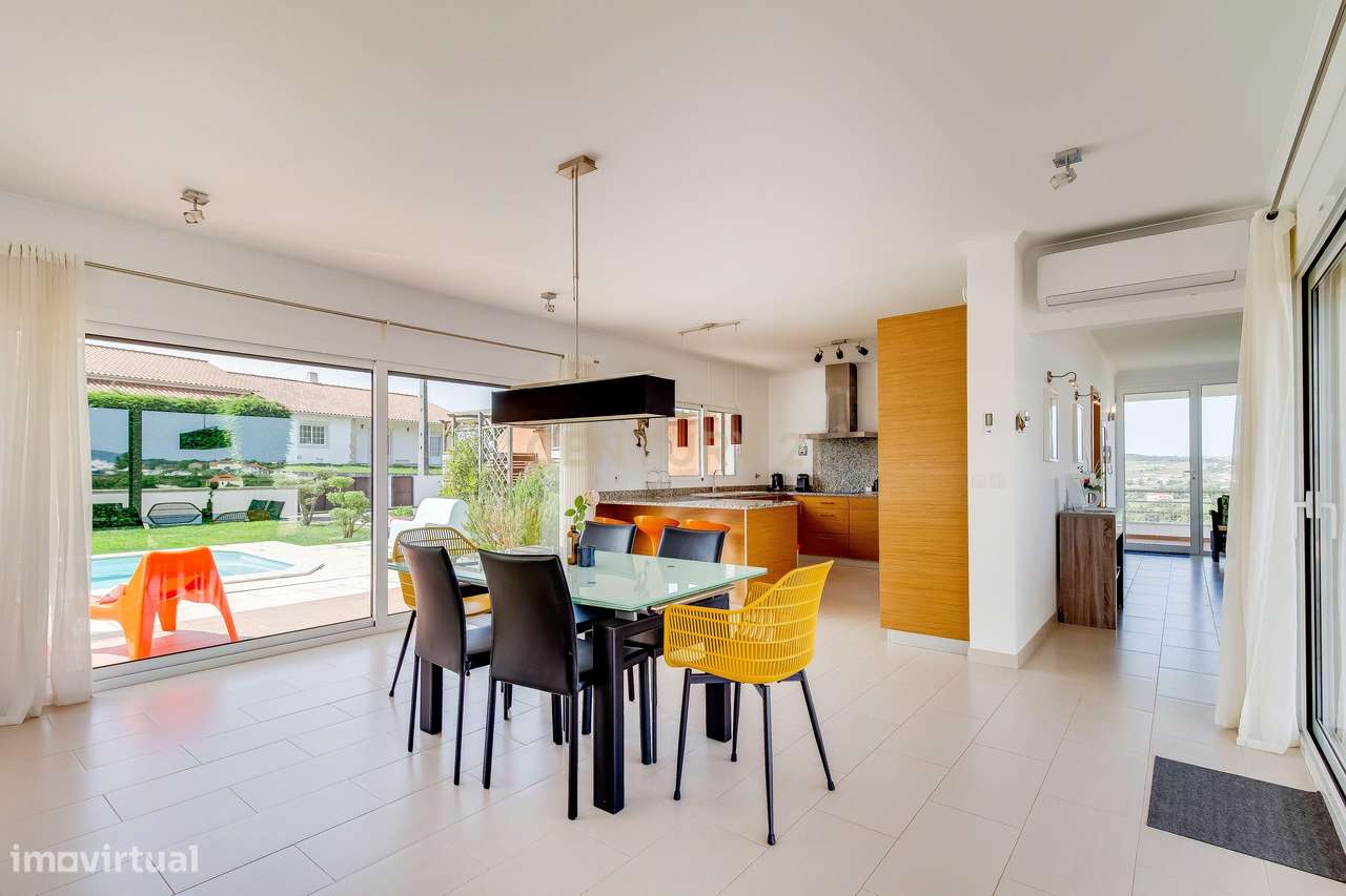 Moradia T3 com Piscina e 3 515 m² de Terreno | Entre o Campo e o Mar |-8