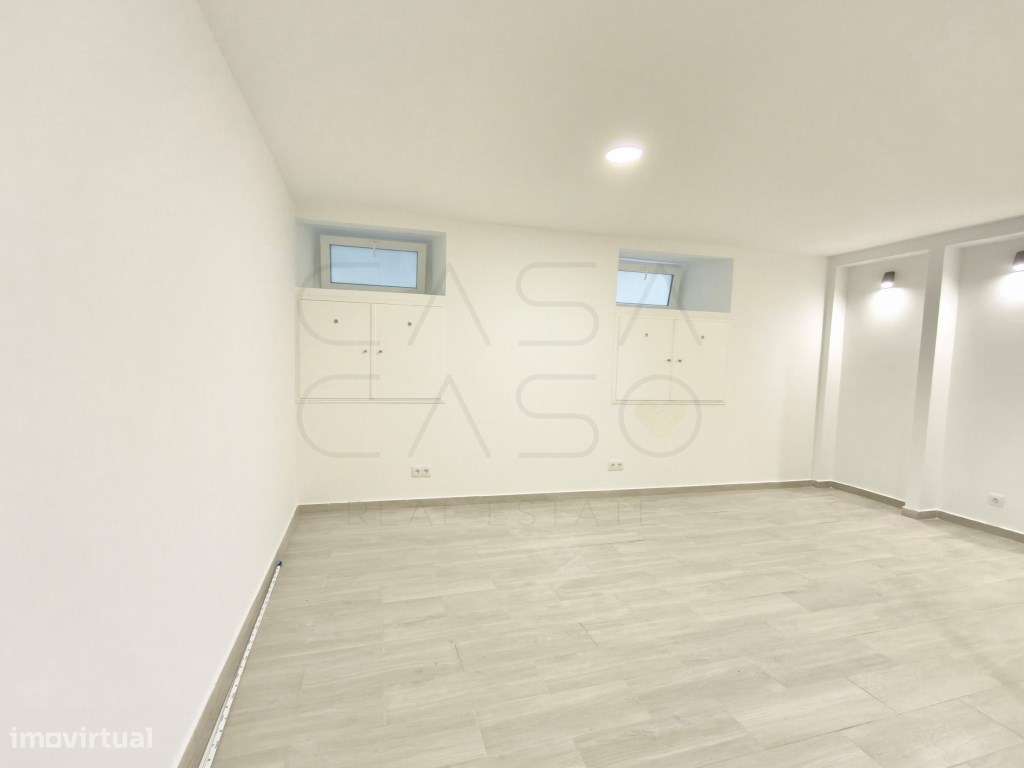 Prédio totalmente remodelado com 3 apartamentos independentes na Ba...-30