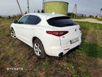 Alfa Romeo Stelvio - 12