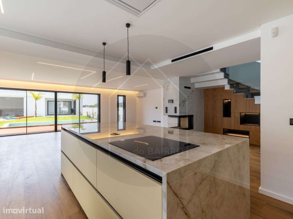 Moradia T4 com Piscina, design moderno, em Vila Nova de Gaia-5