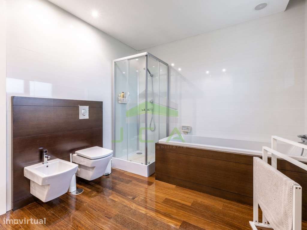 Moradia V4 isolada a 3min de Leiria-33