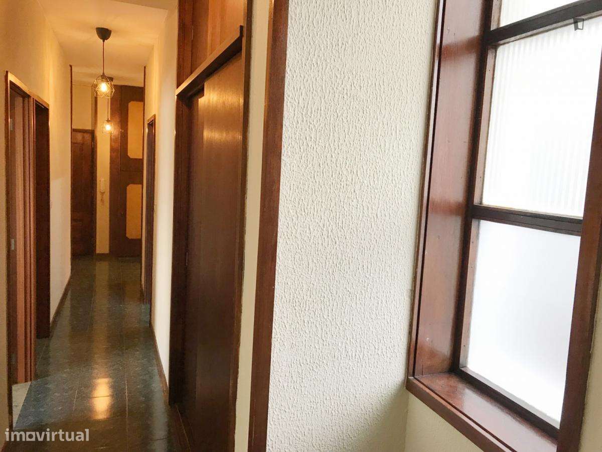 Apartamento com 4 quartos - localizado em Cedofeita Porto - Grande imagem: 5/6